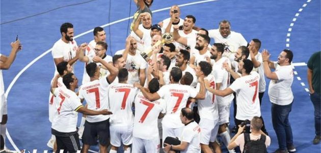 رسميًا.. الزمالك يتعاقد مع لاعب سموحة لتدعيم فريق اليد